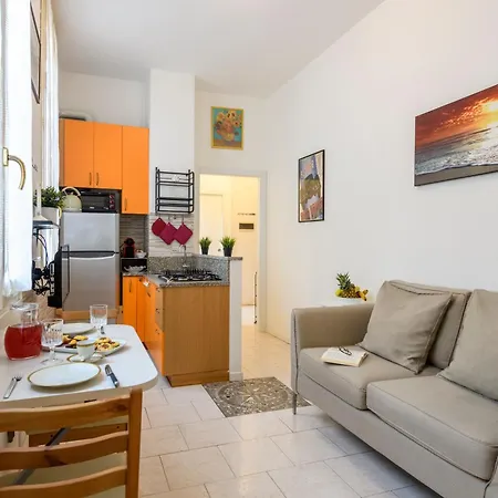 Garibaldi, 81 - Brera Base Apartamento Milão